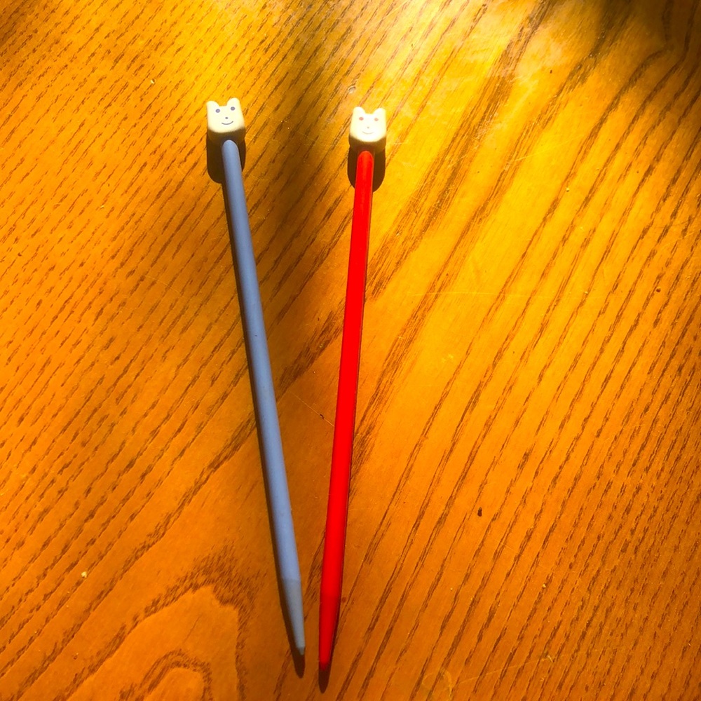 Knitting needles for your kid